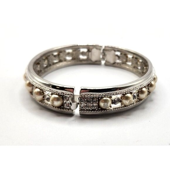 Hinged Bangle Bracelet - Vintage Silver Tone Metal Bead Accent - Picture 4 of 4